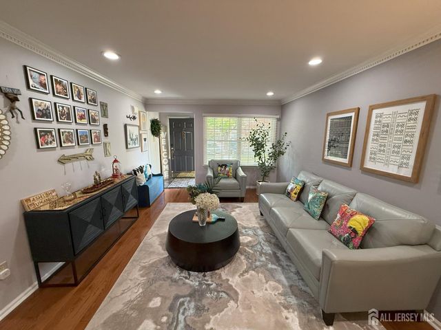 37 Dorchester Drive, East Brunswick, NJ 08816