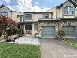 37 Dorchester Drive, East Brunswick, NJ 08816