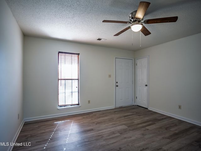 1926 Tissington Drive, Horn Lake, MS 38637