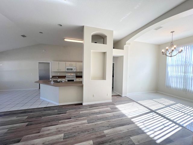 75 FREEMONT, Palm Coast, FL 32137