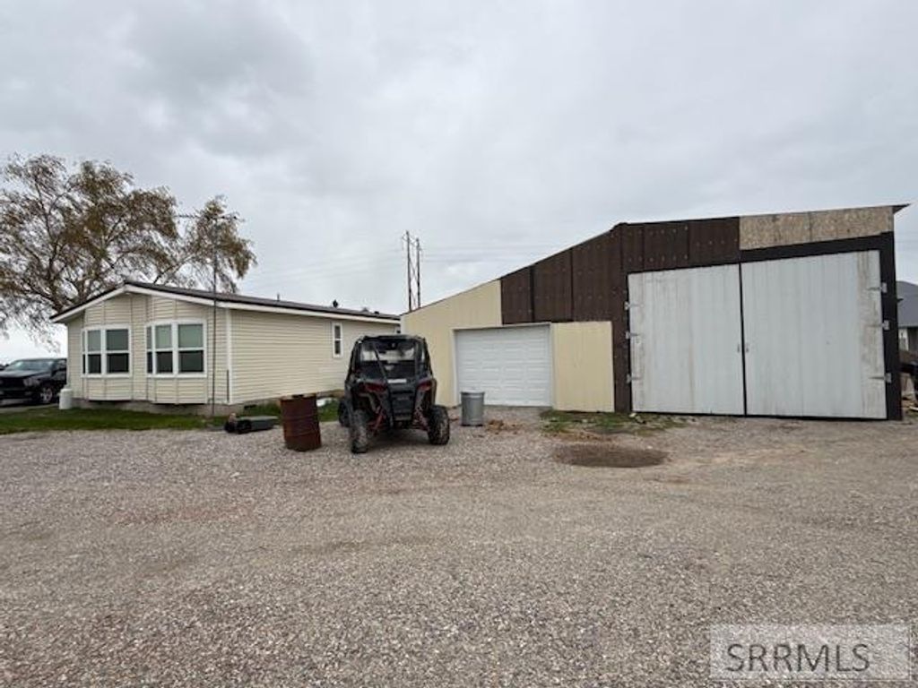 Image 19 of property listing at 847 N 800 E, Shelley, ID 83274