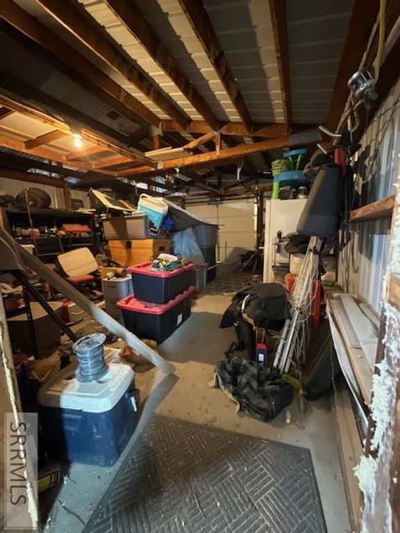 Image 21 of property listing at 847 N 800 E, Shelley, ID 83274
