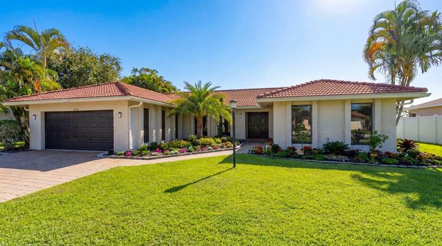 12853 Guilford Circle, Wellington, FL 33414