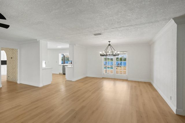 12853 Guilford Circle, Wellington, FL 33414