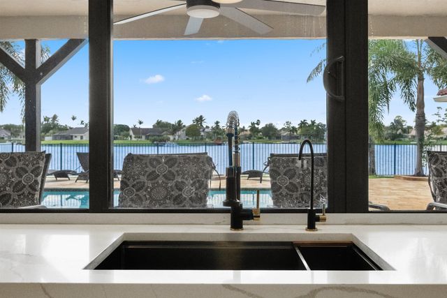 12853 Guilford Circle, Wellington, FL 33414