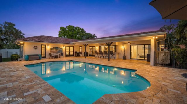 12853 Guilford Circle, Wellington, FL 33414