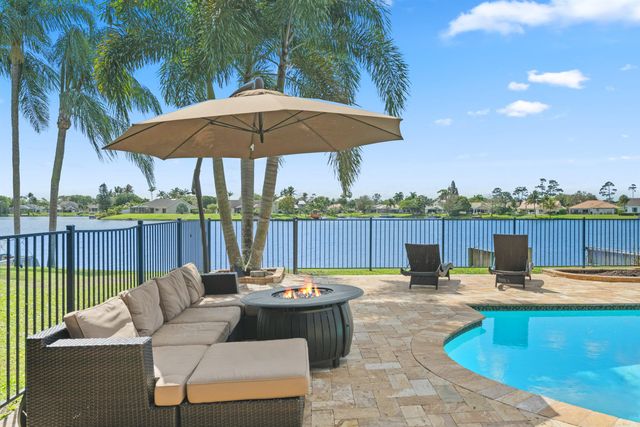 12853 Guilford Circle, Wellington, FL 33414