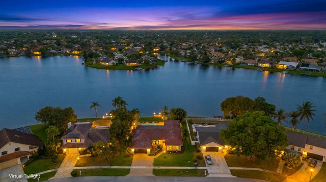 12853 Guilford Circle, Wellington, FL 33414