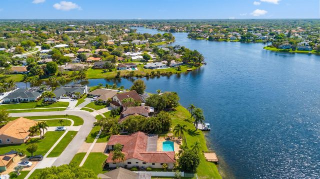 12853 Guilford Circle, Wellington, FL 33414