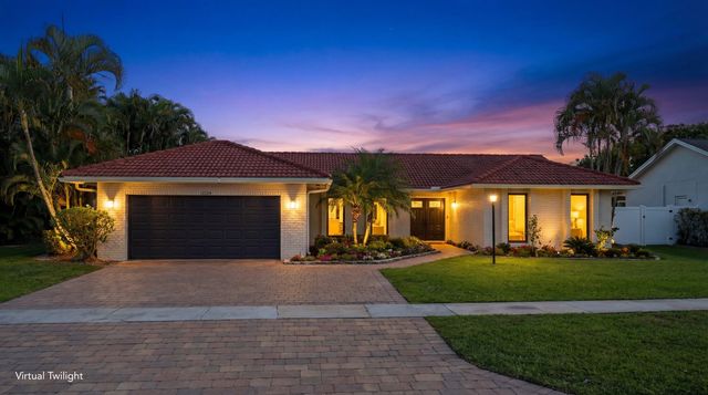 12853 Guilford Circle, Wellington, FL 33414