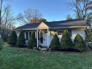 9 Upper Hillman Road, Warwick, NY 10990