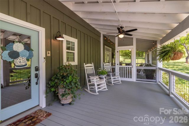 367 Nannys Lane, Sylva, NC 28779