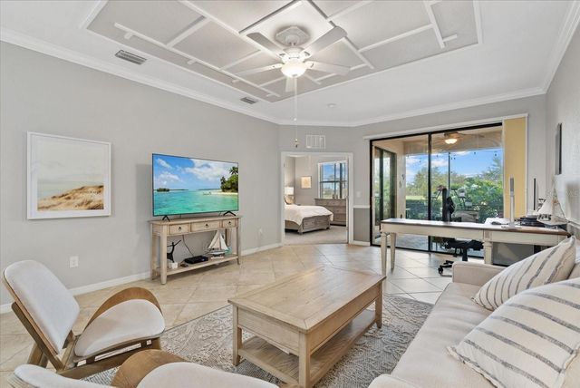 111 BABBLING BROOK RUN, Bradenton, FL 34212