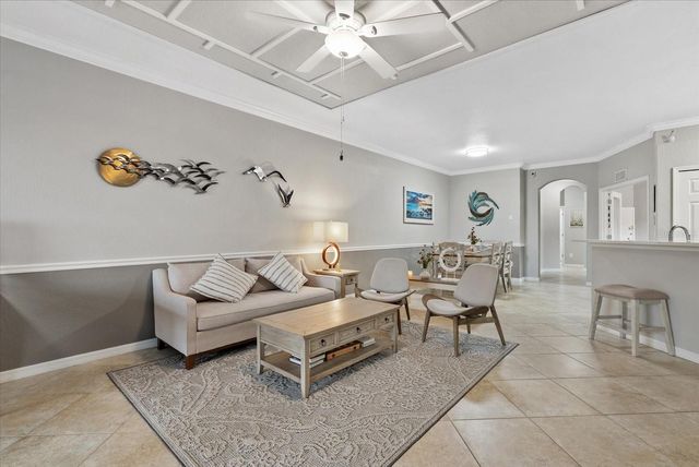 111 BABBLING BROOK RUN, Bradenton, FL 34212