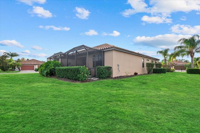 111 BABBLING BROOK RUN, Bradenton, FL 34212