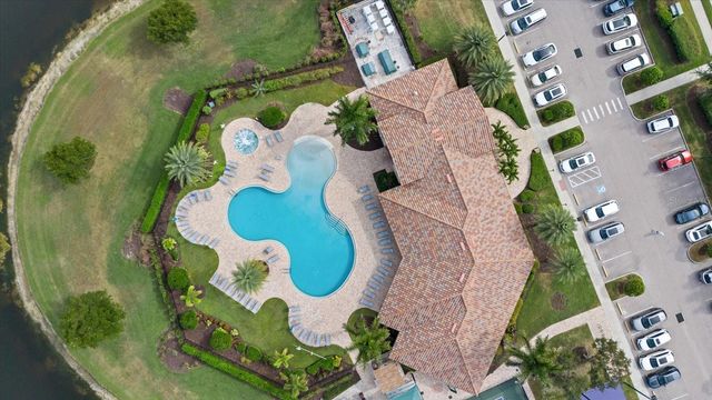 111 BABBLING BROOK RUN, Bradenton, FL 34212