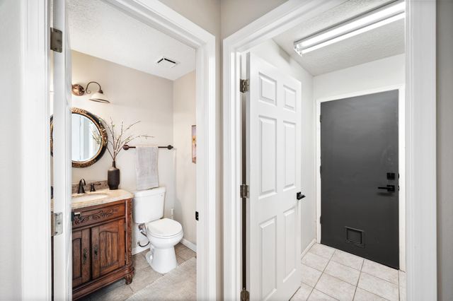 4040 Painted Pony Circle, Santa Fe, NM 87507