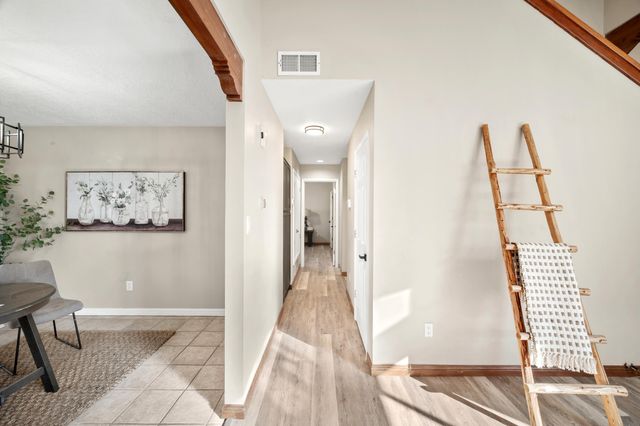 4040 Painted Pony Circle, Santa Fe, NM 87507