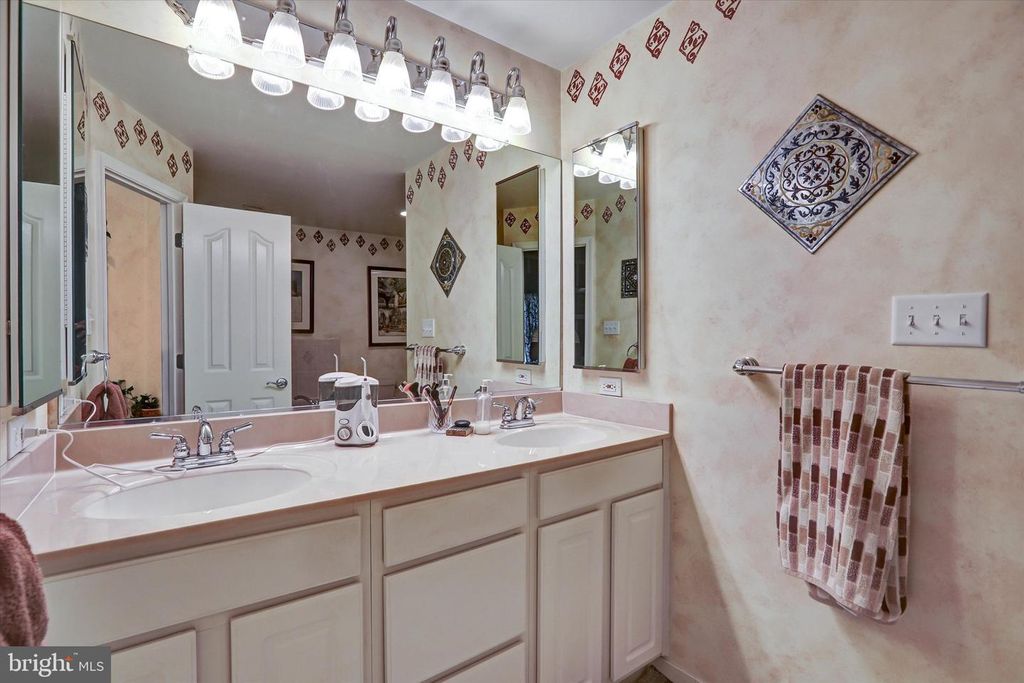 Image 14 of property listing at 4308 BIRMINGHAM PL, Beltsville, MD 20705