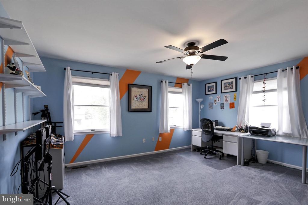 Image 20 of property listing at 4308 BIRMINGHAM PL, Beltsville, MD 20705