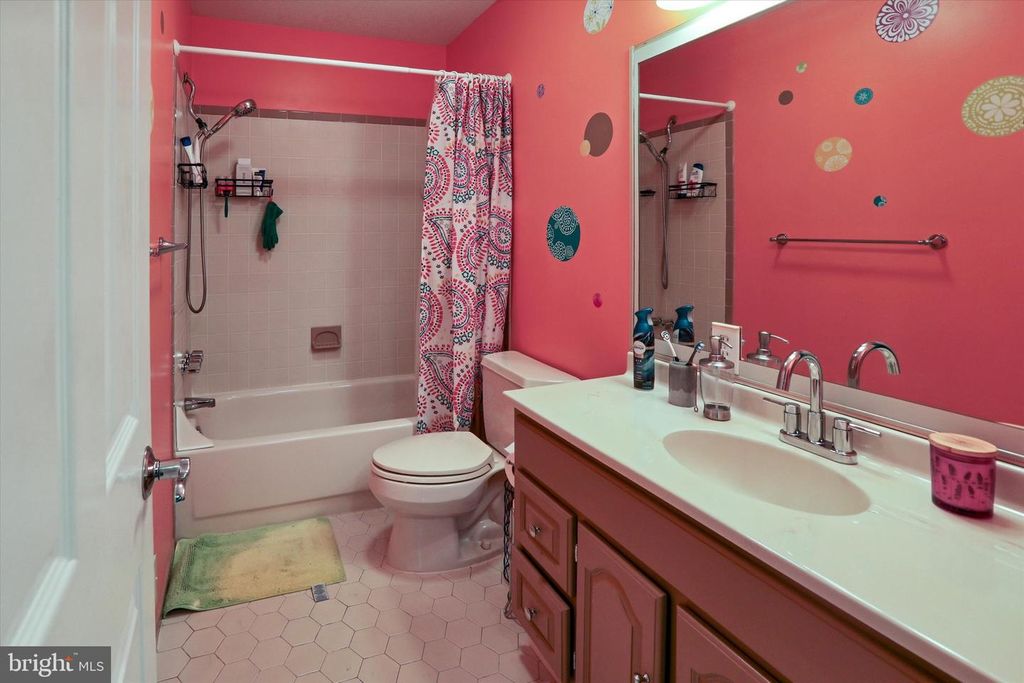 Image 24 of property listing at 4308 BIRMINGHAM PL, Beltsville, MD 20705