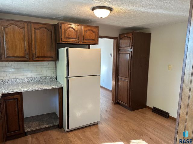 1314 E 61st St N Street N, Sioux Falls, SD 57104