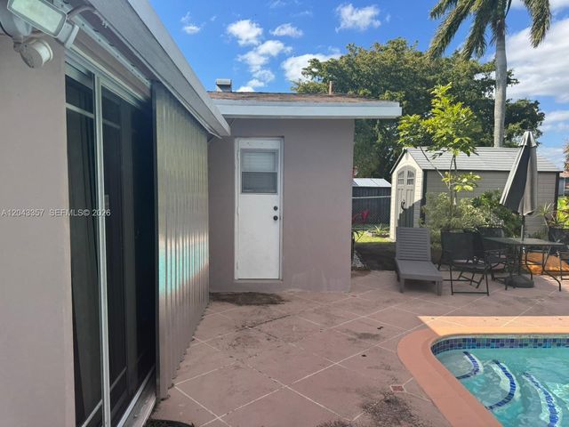 9451 NW 20th Place, Sunrise, FL 33322