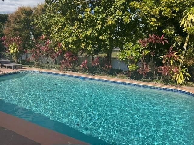 9451 NW 20th Place, Sunrise, FL 33322