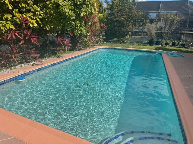 9451 NW 20th Place, Sunrise, FL 33322