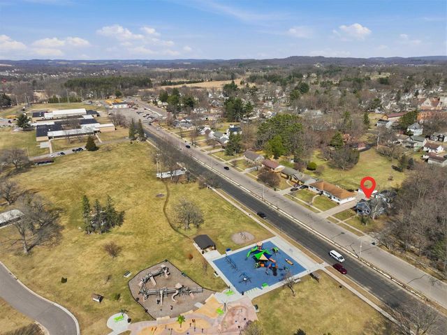 504 N Webb Avenue, Reedsburg, WI 53959