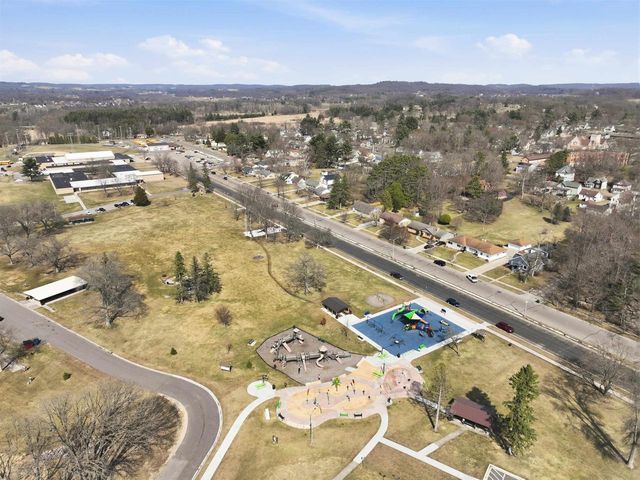 504 N Webb Avenue, Reedsburg, WI 53959