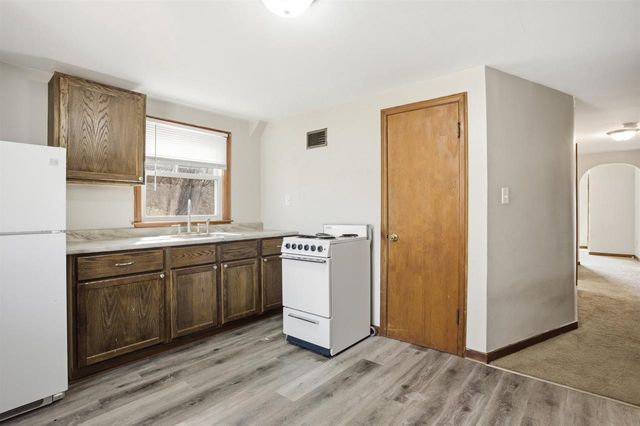 504 N Webb Avenue, Reedsburg, WI 53959