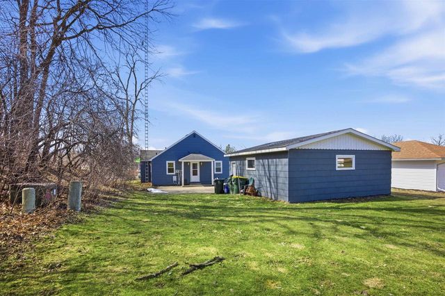 504 N Webb Avenue, Reedsburg, WI 53959