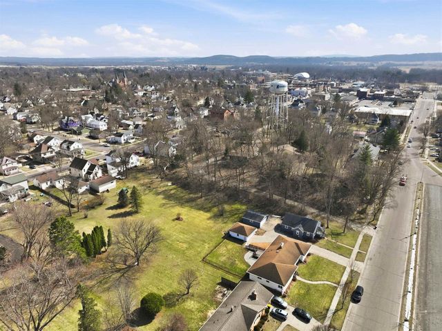 504 N Webb Avenue, Reedsburg, WI 53959