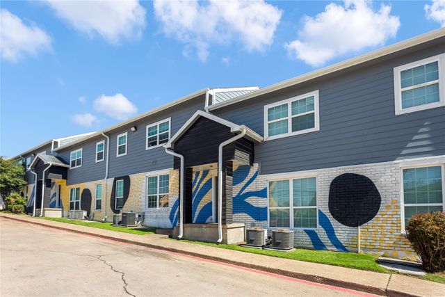 2728 N Buckner Boulevard 104, Dallas, TX 75228
