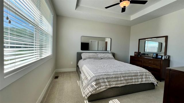 3012 Crest View Circle, Norwalk, IA 50211