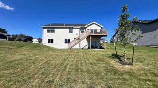 3012 Crest View Circle, Norwalk, IA 50211
