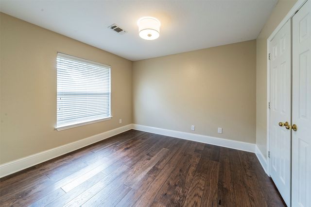 2231 Templeton Drive, Arlington, TX 76006