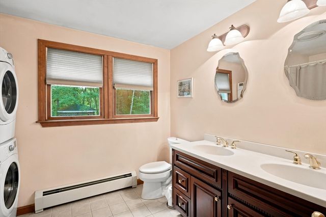 11 Marlboro Rd, Georgetown, MA 01833
