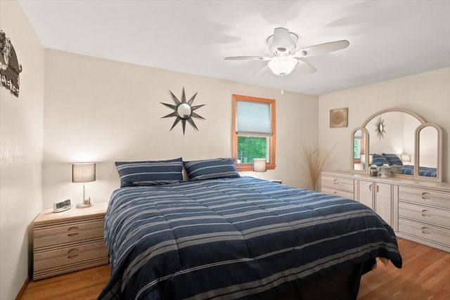11 Marlboro Rd, Georgetown, MA 01833