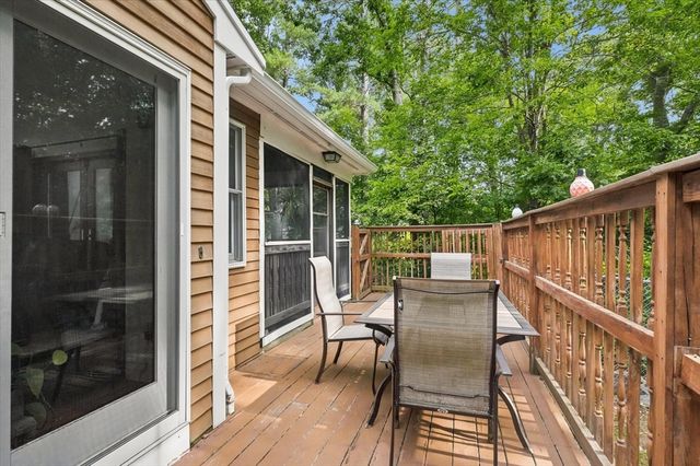 11 Marlboro Rd, Georgetown, MA 01833