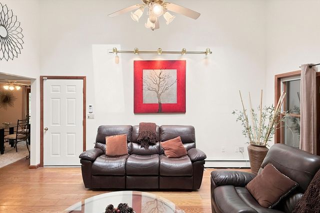 11 Marlboro Rd, Georgetown, MA 01833