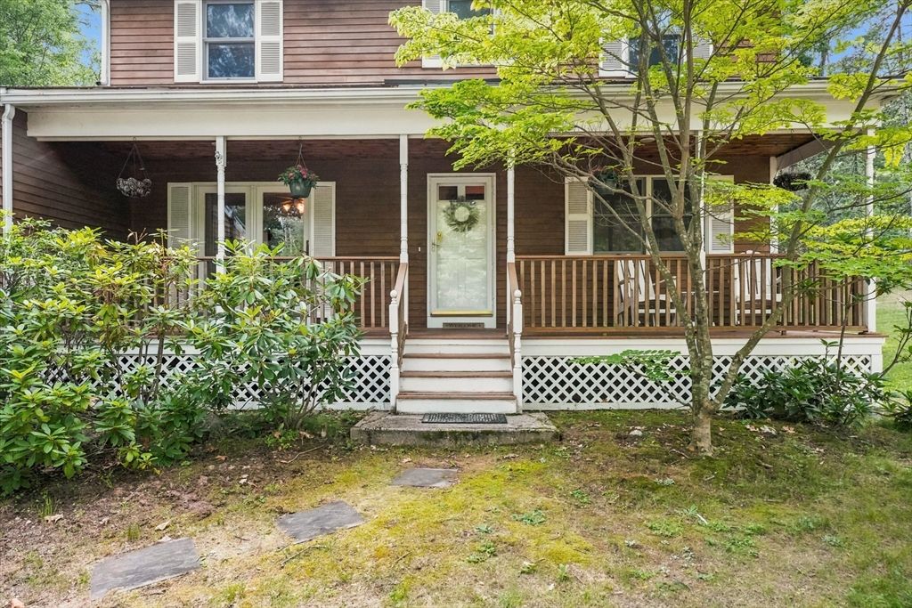 11 Marlboro Rd, Georgetown, MA 01833
