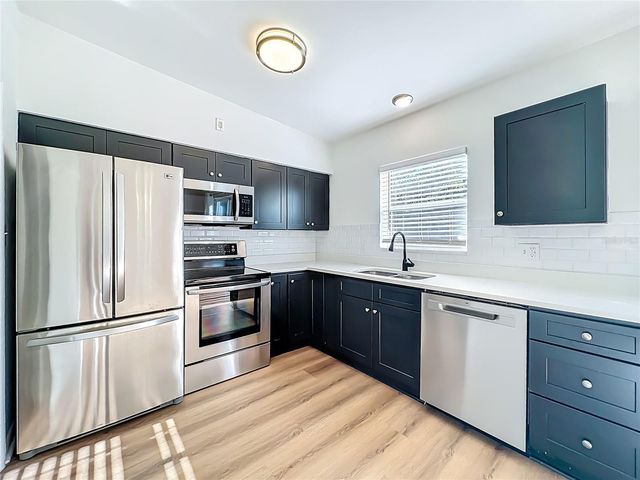 2001 CONWAY GARDENS ROAD, Orlando, FL 32806