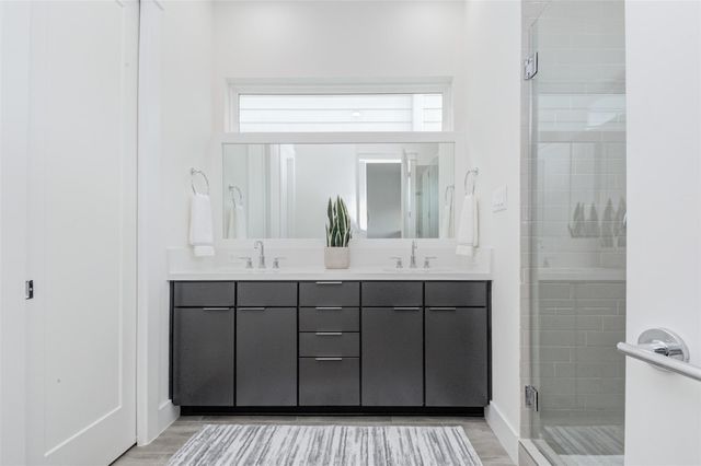 1131 W 17th Street A, Houston, TX 77008
