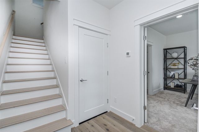 1131 W 17th Street A, Houston, TX 77008