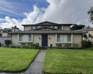 1893 Cherokee Drive 1, Salinas, CA 93906