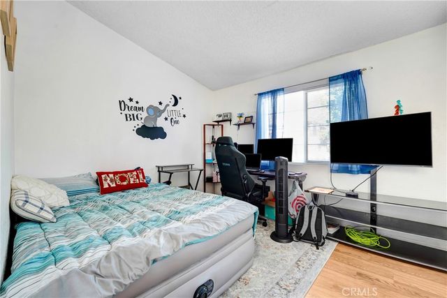 21050 Community Street, Canoga Park, CA 91304