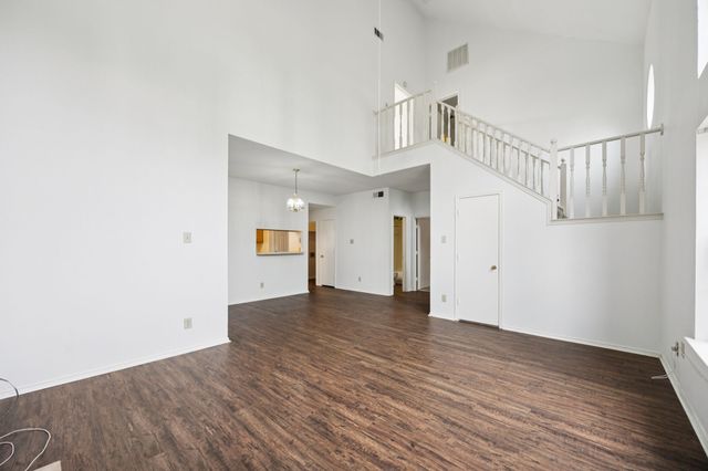 2507 Peargrove Circle, Arlington, TX 76006