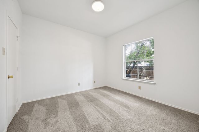 2507 Peargrove Circle, Arlington, TX 76006
